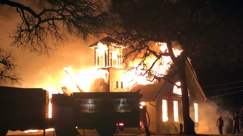 Mooreville-church-fire-02.07 - Rusty Garrett.jpg